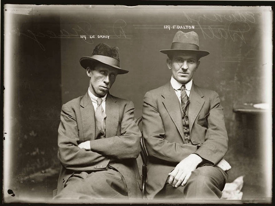 cool-police-mugshots-1920-couple