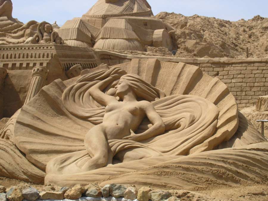 sand sculpture 12